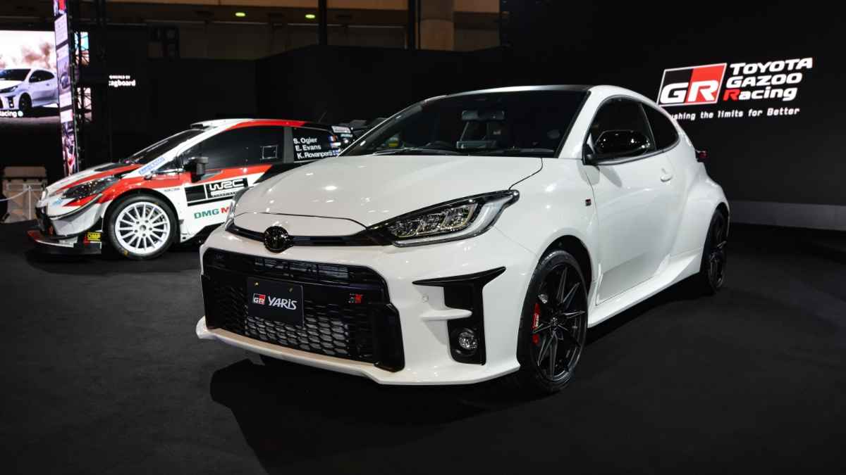 White GR Yaris full bodykit