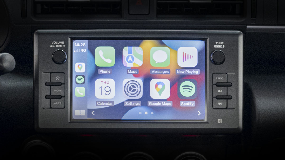 GR Yaris JBL sound system