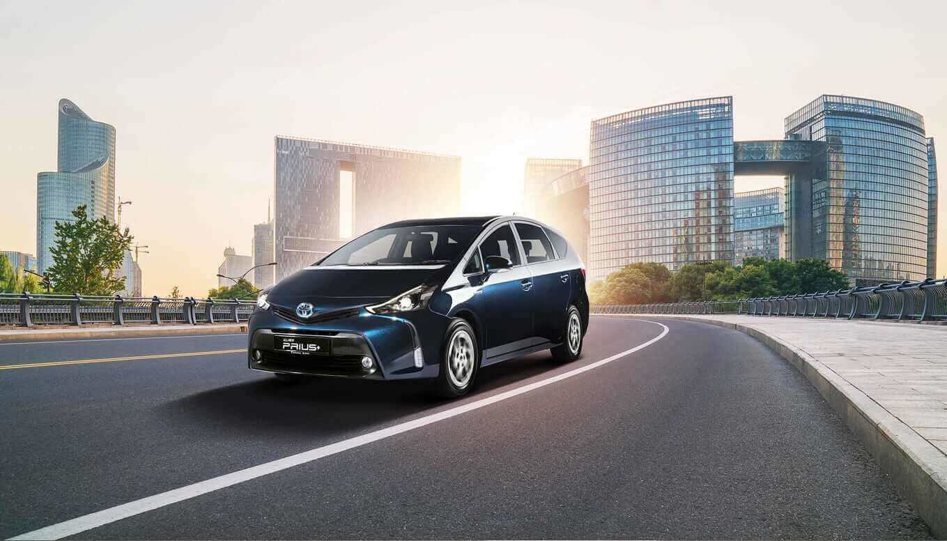 Toyota Prius Hybrid 7 Seater Mpv Fuel Efficient Background