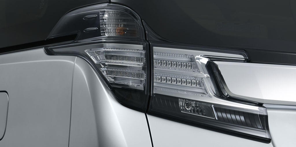 Toyota Vellfire LED Rear Combination Lamps