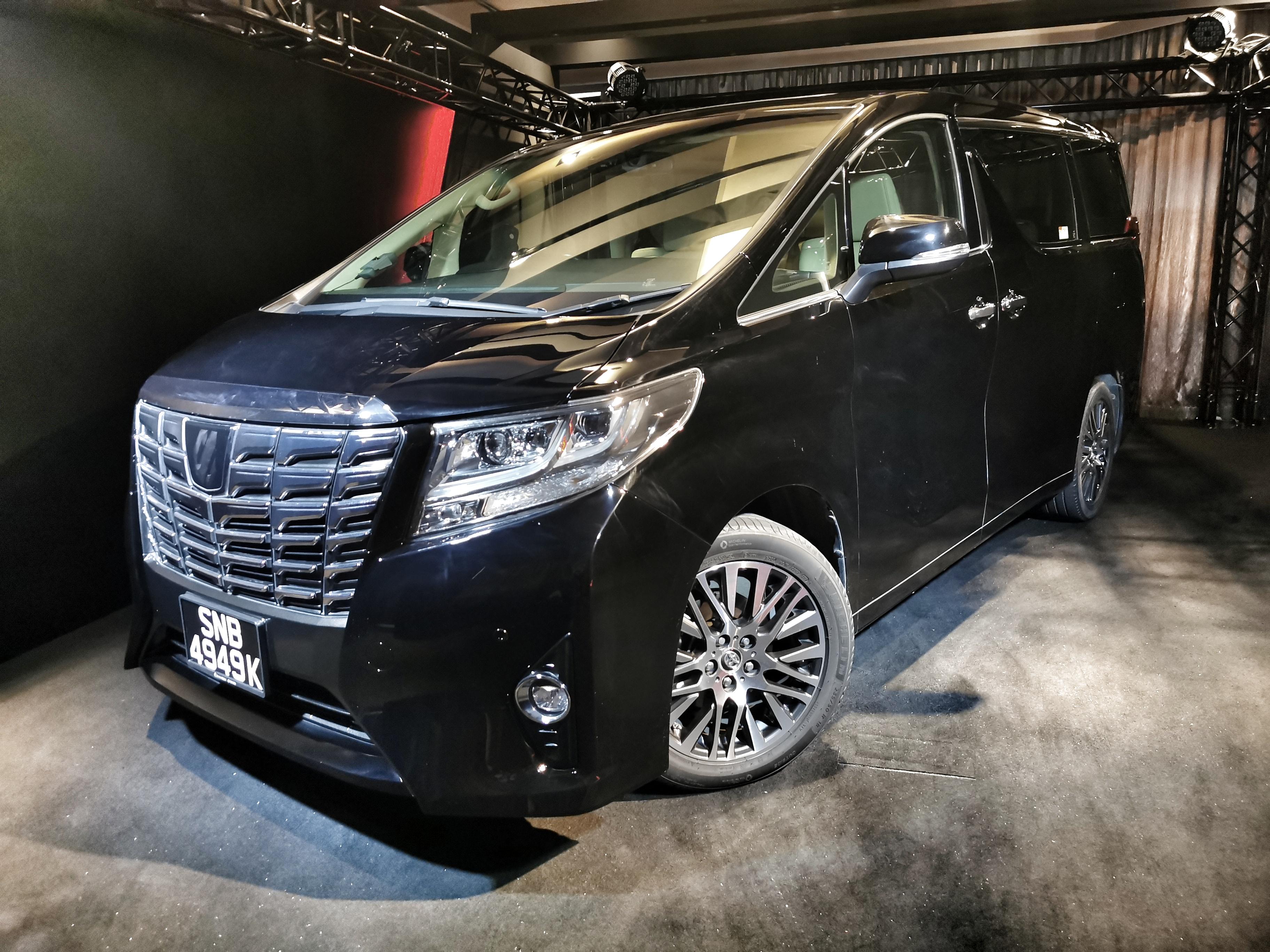 Used Toyota Alphard 2 5 Cvt Elegance S R Toyota Certified Pre Owned